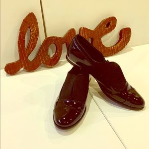 NEW !Beautiful details . 100% Leather and textile